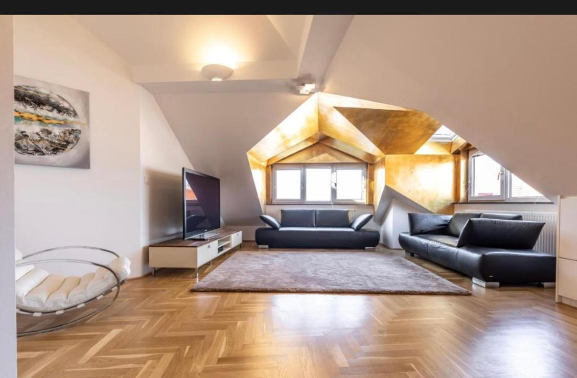 Penthouse * Viena
